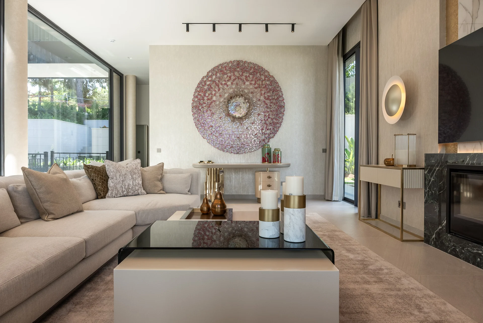 Living room with a circular decorative wall feature