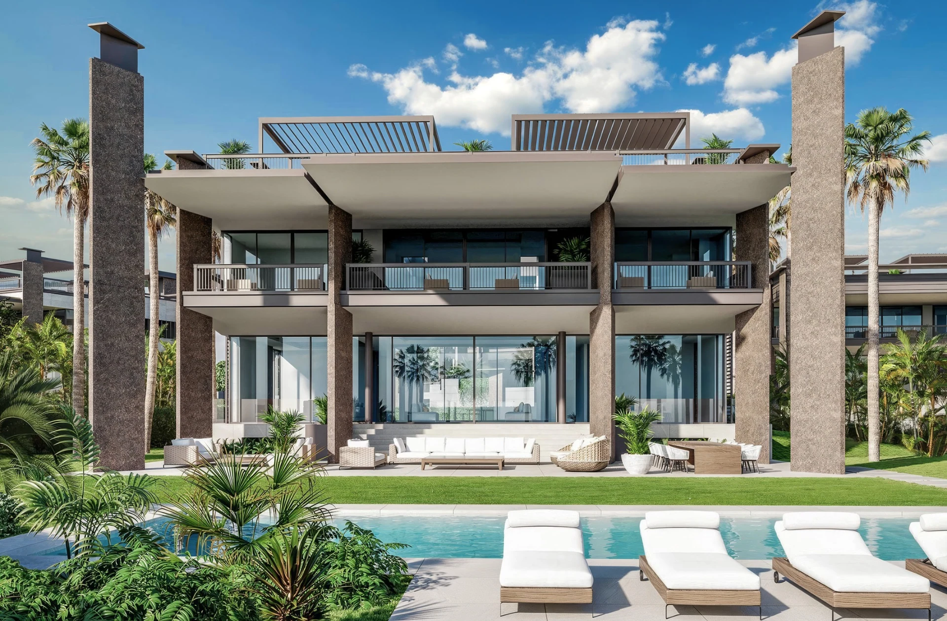 Palacetes de Banús villa exterior and swimming pool near Puerto Banús